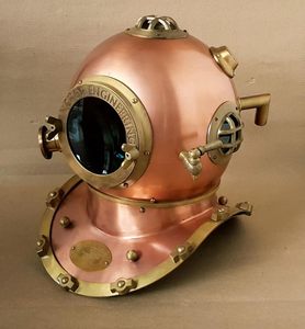 Casco de Buceo de Metal Pulido Antiguo con Ancla de 1921 |   Traje de Buceo Completo de Alta Mar, Modelo Mark V de la Marina de los Estados Unidos - Product Image 4