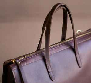 Sac à main fourre-tout vintage en cuir véritable marron foncé pour femme, style mode, avec deux anses, fermeture éclair, résistant à l'eau - Product Image 3