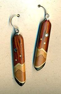 COLORÉ EN BOIS STRIKING WARMTH DANGLES Feuille D'or Noir Blanc Résine Coeur Forme Boucles D'oreilles Carré Rond Géométrique En Bois Résine - Product Image 3