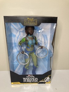 Figurine d'action Nakia de 12 pouces Marvel Wakanda Forever, modèle officiel de collection, jouet pour filles, état neuf, matière plastique - Product Image 3