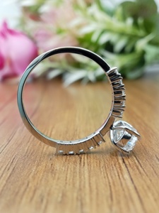 Anillo de Boda de Lujo para Mujer, Chapado en Oro de 10K y 18K, Corte Ovalado Natural VVS, Estilo Hip Hop, para Fiestas, Aniversarios, Clásico - Product Image 6