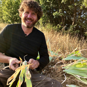 Licor Pruneti Iris 500ml Licor Premium Envasado en Botella de Vidrio Elegante 100% Italiano - Product Image 3