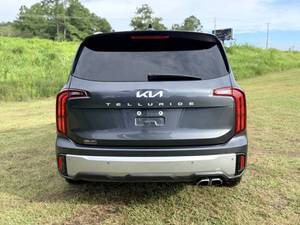 Kia Telluride S d'occasion 2023 à prix bas à vendre - Product Image 6