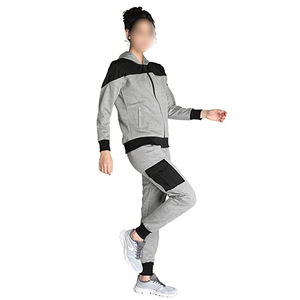 Ensemble de survêtements grande taille pour femmes vêtements de sport décontractés pour l'automne et l'hiver de la plus haute qualité en gris et noir - Product Image 4