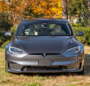 Vehículo Usado a Precio Accesible - Volante a la Izquierda |   Volante a la derecha |   TESLA MODEL S Plaid 2021 con 4600 millas de kilometraje - Product Image 1