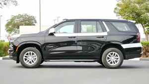 Tahoe d'occasion 2025-2026, moteur V8 de plus de 8L, SUV hybride automatique LS, intérieur cuir, jantes R18, caméra, toit ouvrant, prêt à rouler au Japon - Product Image 3