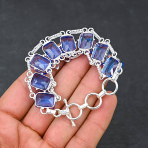 Pulsera de estilo de cadena chapada en plata 925 hecha a mano, diseño de piedras preciosas de iolita azul creado en laboratorio, regalo de joyería fina - Product Image 3