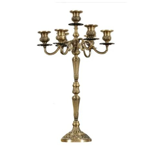Candelabro Exclusivo de Metal Plateado Vintage, Hecho a Mano, Ecológico, Económico, Decoración para Bodas, Navidad, Día de San Valentín y Fiestas - Product Image 6