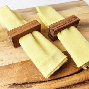 Anneaux de serviette en bois portables pour la décoration de table, anneaux de serviette en bois naturel, anneaux de serviette en bois de chêne, anneaux de serviette en bois faits à la main - Product Image 2