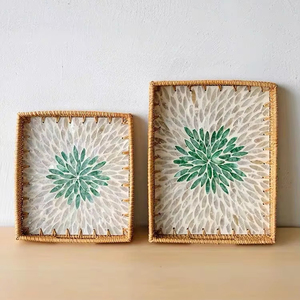 Plateau en rotin tissé à la main pour la décoration de la salle à manger et le service de nourriture, Vietnam - Product Image 1