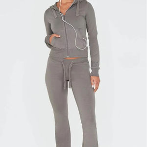 Conjunto Deportivo Informal de Alta Calidad con Sudadera con Capucha y Pantalones Cortos para Mujer, Conjunto Deportivo de Moda para Mujer - Product Image 2