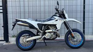 DR-Z4SM de qualité supérieure, 70 000 milles (Moto) - Product Image 4