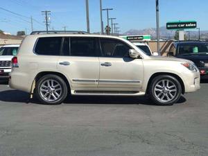 Lexus LX 570 AWD 2015 USADO, 4 Puertas, SUV, Automático, 25977 Millas, Interior Claro, Asientos de Cuero, Motor Turbo, ACC, R19, Panorámico, Aluminio, Volante a la Izquierda - Product Image 4