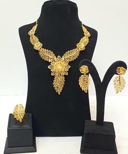 Offre d'usine directe ensemble de bijoux en diamant plaqué or 24K collier de style classique de trois grammes pour les mariages fiançailles vente chaude - Product Image 1