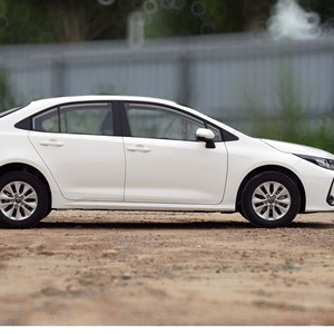 2024 superventas nuevo vehículo eléctrico de gasolina de potencia integral Toyota Corolla híbrido de 4 asientos y 5 puertas Coche - Product Image 1