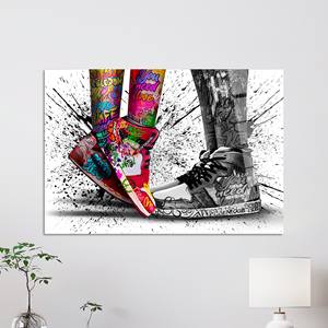Superbes chaussures graffiti imprimées sur toile – Décoration murale moderne, toile encadrée - Product Image 1