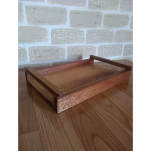 Plateau de service en bois de qualité supérieure avec forme rectangulaire et poignée solide de taille personnalisée derniers plateaux de service conçus - Product Image 1
