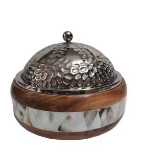 Premium Latest Metal Hotpot Cazuela de madera y metal de acero inoxidable forma redonda para utensilios de cocina elegantes olla caliente Food Warner - Product Image 3