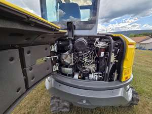 Livraison gratuite, mini-excavatrice diesel de 1,8 tonne pour moteur Kubota EPA, utilisation agricole, machinerie Eaton, mini-excavatrice de 1 tonne, 2 tonnes, 3 tonnes - Product Image 5