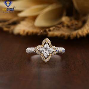 Anillo de Diamantes de Corte Redondo y Personalizado de 1.98 TDW, Oro Blanco, Engaste Pavé, Diamante HPHT/CVD, Piedra de Laboratorio - Product Image 1