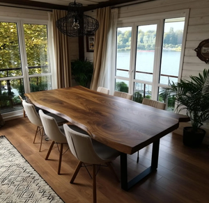 Table à manger carrée en bois de noyer massif artisanal KALATRI, design moderne et écologique, pour salon, hôtel - Product Image 2