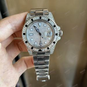 นาฬิกาหรูหราสีเงินสุดหรูพร้อมขอบเพชรที่หุ้มด้วยประกายการแสดงวันที่คลาสสิกและการออกแบบสร้อยข้อมือสแตนเลส - Product Image 5