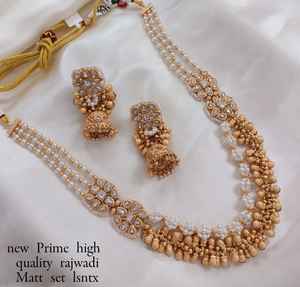 คอลเลกชันคุณภาพพรีเมี่ยมที่ไม่ซ้ำกันงานมุก & kundan เรียงรายไข่มุกสร้อยคอทองแดงยาวเครื่องประดับพร้อมชุดต่างหูผู้หญิง - Product Image 3