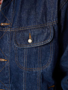 Veste en jean doublée d'hiver OEM pour l'hiver, manteau décontracté durable mi-long, style streetwear délavé, pour tenue formelle et streetwear - Product Image 2