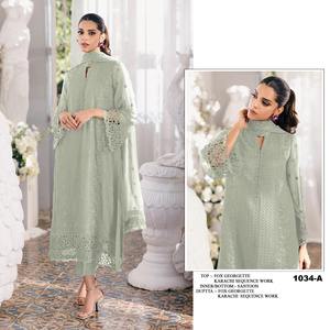 Vente en gros d'usine : Longue tenue pakistanaise avec broderie lourde et travail de séquence, salwar kameez pour femmes, pour la vente à l'exportation - Product Image 2