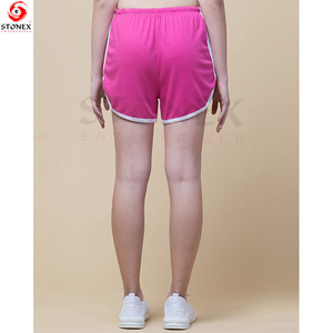 Short de sport décontracté de haute qualité à séchage rapide respirant avec logo personnalisé pour femme Short de gym ample pour filles - Product Image 5