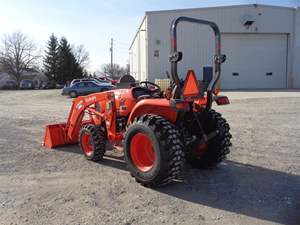 รถแทรกเตอร์ L3902HST 2023 Kubota ใช้แล้วใหม่ - Product Image 2