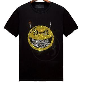 T-shirt coupe ajustée 100% coton de qualité supérieure pour homme, respirant avec décoration en strass - Product Image 1