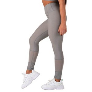 Mallas estampadas de cintura alta para mujer, pantalones de yoga y fitness personalizados para gimnasio, de Standard International - Product Image 6