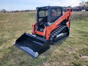 Cargador de dirección deslizante superior Kubota 2025 con motor Cummins tipo oruga con componentes centrales y bomba - Product Image 6