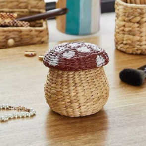 Panier de rangement en jacinthe d'eau tissé à la main pour champignons mignons, solution écologique pour jouets ou vêtements, vente en gros directe du Vietnam - Product Image 6
