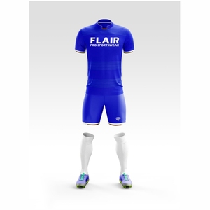 Camiseta de Fútbol Sublimada Personalizada de la Mejor Calidad, 100% Poliéster, Ligera, de Secado Rápido, Impermeable, Antibacteriana, Diseño Personalizado, Manga Corta - Product Image 3
