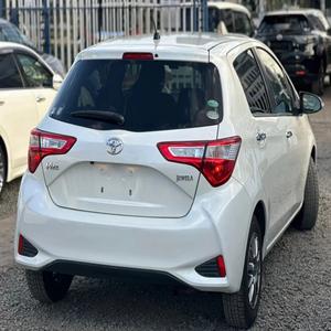 Voitures Toyotta VITZ d'occasion disponibles 1.6L 2018 2019 2020 2021 en vrac en stock expédition rapide conduite à gauche à droite - Product Image 5