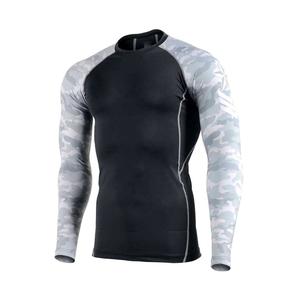 Personalizado transpirable 100% poliéster Material sublimado en blanco hombres Rash Guards manga larga hombres Rash Guard - Product Image 3