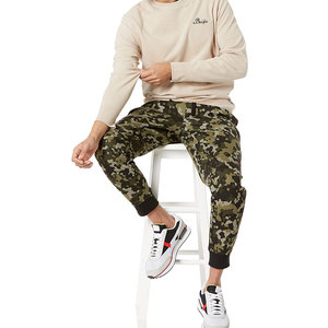 เสื้อสเวตเตอร์แขนยาวของผู้ชายสีต่างกันสำหรับฤดูหนาว - Product Image 4