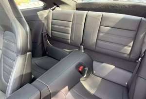 SUV Usado 2024 4.1L Volante a la Izquierda Cuero Calefactable Caja de Cambios Automática Llantas de Aleación R18 Sistema de Navegación Oscuro - Product Image 6