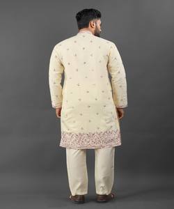 TRAVAIL DE BRODERIE EN SOIE RUSSE ATTRACTIF KURTA PAYJAMA VÊTEMENT DÉCONTRACTÉ PRIX DE GROS VÊTEMENT ETHNIQUE - Product Image 4