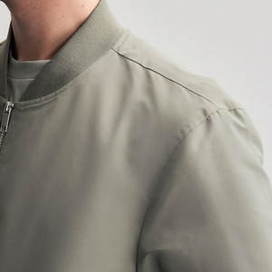 Veste bomber d'hiver sur mesure, best-seller, nouvelle arrivée, veste bomber pour homme, fabriquée au Pakistan - Product Image 6