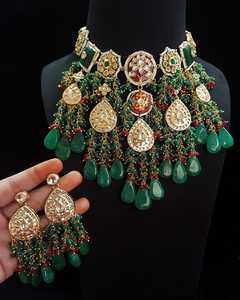 Joyería India Kundan Dulhan Set para Mujer y Niña, Collar Pesado Multicolor con Pendientes y Gargantilla para Fiestas y Regalos - Product Image 1