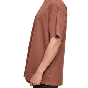 Camiseta Oversize Moderna para Hombre, Corte Holgado, Material Transpirable y Cómodo, Perfecta para Moda Urbana Informal y Uso Diario - Product Image 3
