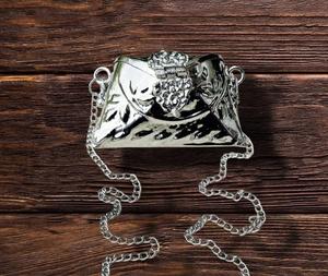 Pochette argentée Nouveau sac à main pour femmes Sacs pour dames Sacs en métal pour femmes Sacs à main pour dames Mini sacs pour femmes au prix d'usine de gros - Product Image 2