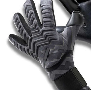 Gants de gardien de but en cuir haute performance, conçus pour une adhérence optimale, une confiance accrue, les matchs intenses et la respirabilité en salle de sport - Product Image 6