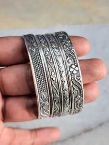 Sterling Silver Plated 4 of <b>Set</b> Flower Texture Vintage Bahamian Bangle Stackable Bracelet For Women Fashion Jewelry Wholesale - Product Image 3