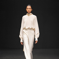 Chemisiers et chemises pour femmes de mode de luxe PATRICIA CHEMISIER À COU À LIRE AVANT Détail plissé Vêtements pour femmes décontractés du Vietnam