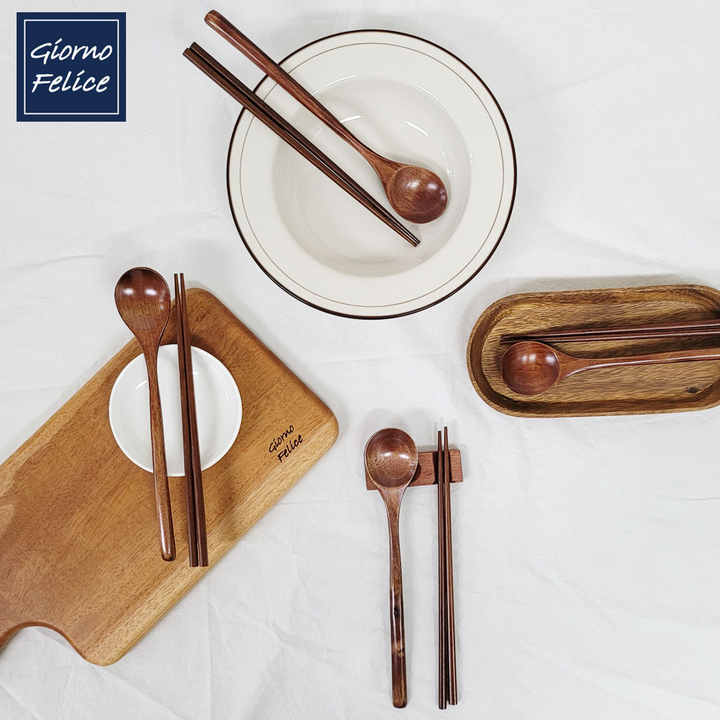 Premium Lacquered Wooden Spoon and Chopstick Set for 4 Korean Style Premium wood spoon and chopsticks set For Gift Present