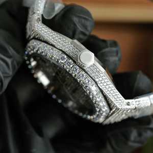 Hecho a mano lujoso clásico Moissanite diamante busto helado reloj automático estilo Hip Hop esfera analógica cristal Edición Limitada encanto - Product Image 3